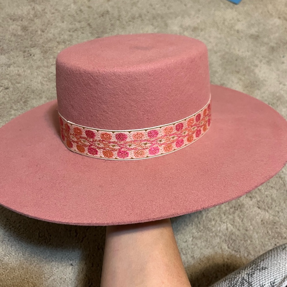 Pink Wide-Brim Hat with Patterned Band